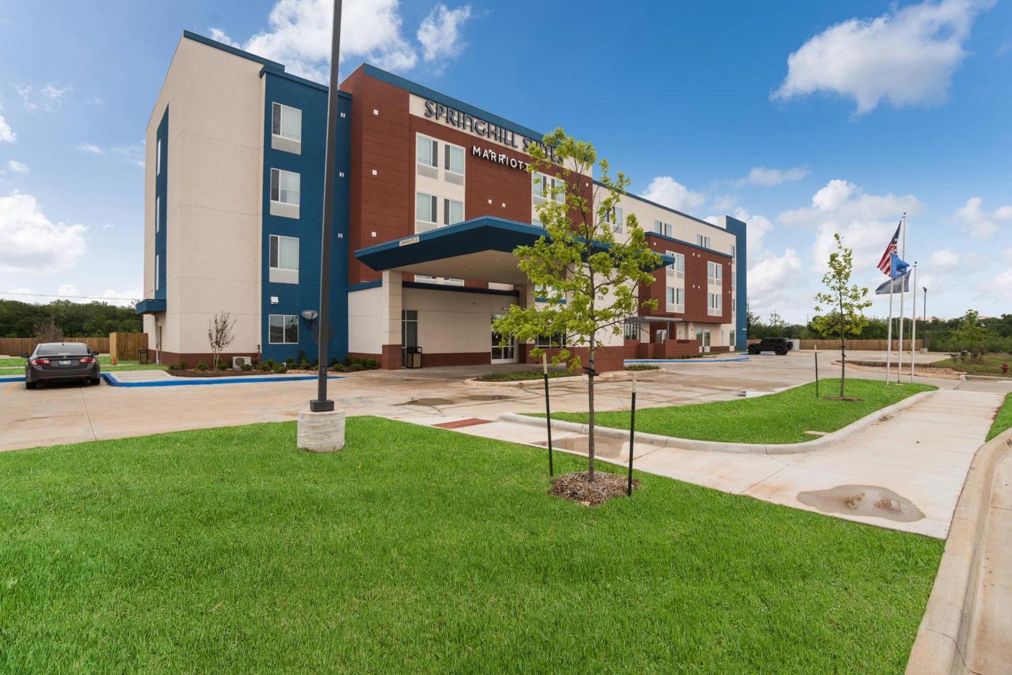 Springhill Suites By Marriott Stillwater Exterior photo